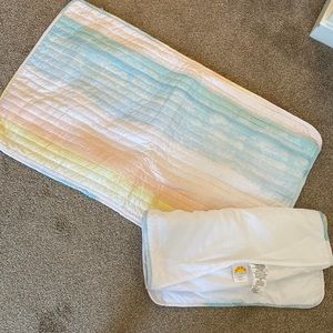 2 C&C California Quilted Pillow Shams, Standard, New/Unused